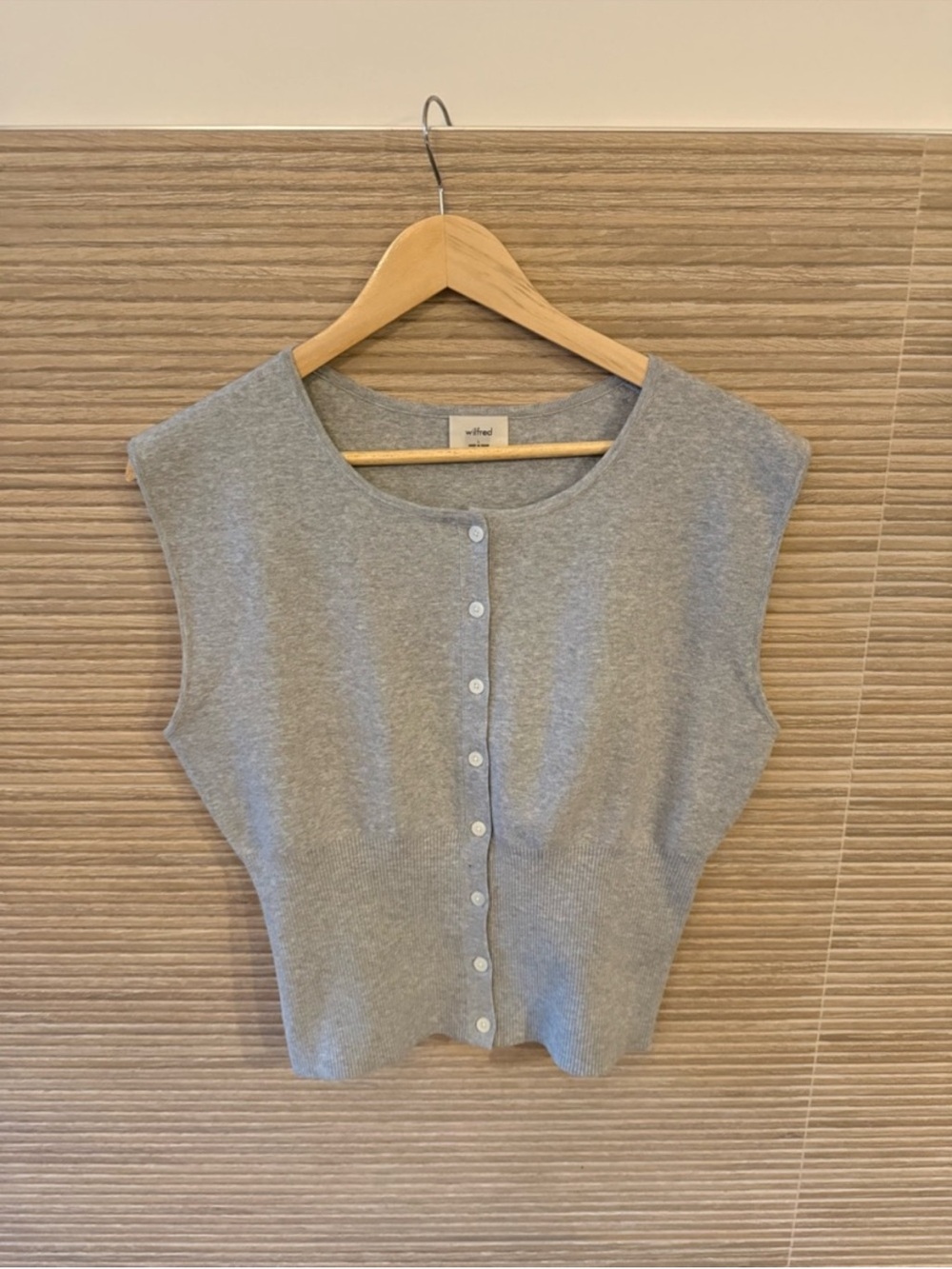Aritzia Wilfred Golightly Sleeveless Cardigan in Heather Chrome 🩶✨ - Picture 3 of 4